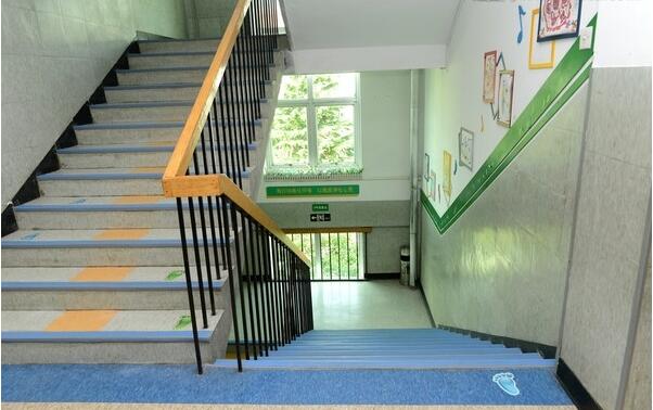鹽湖小學樓道文化墻效果圖