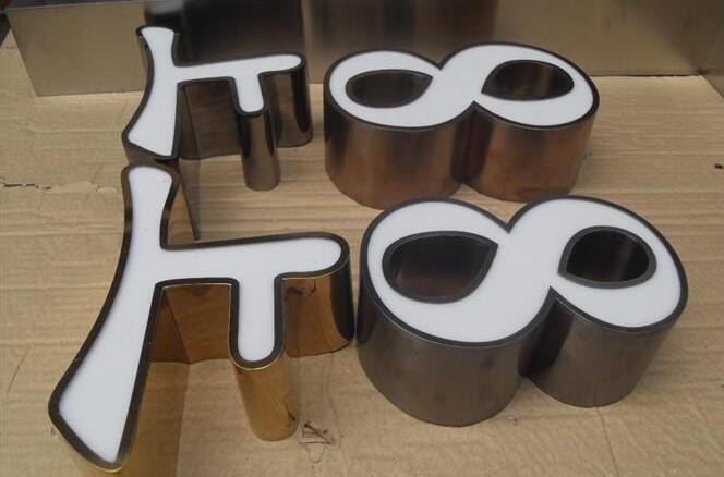 不銹鋼鏡面發(fā)光字制作效果圖